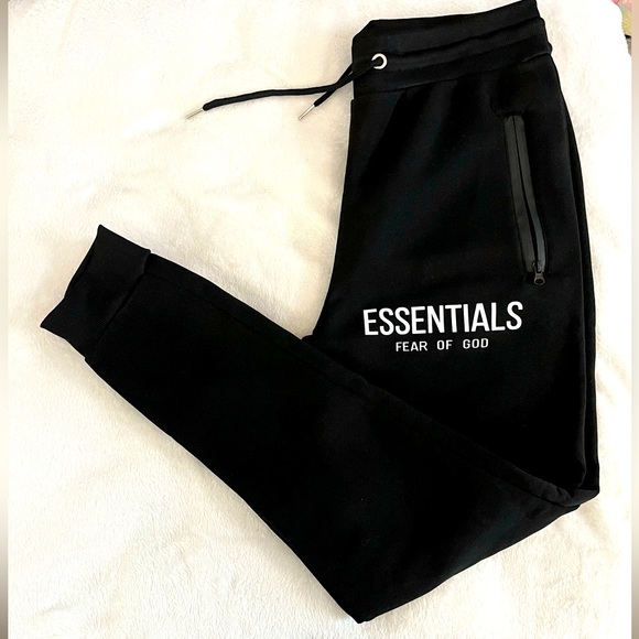 Essentials Other - 🌟Essentials Large sweatpants